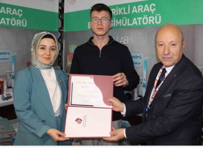 Ankara Kalkınma Ajansı, elektrikli araç bakımı eğitimlerini tamamladı