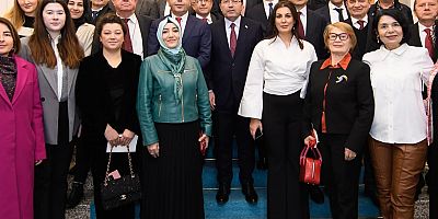 Bolulular Adalet Bakanı Yılmaz Tuncu ziyaret ettiler.