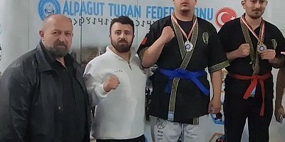 Nallıhanlı sporcu Özgür Doğukan Öntaş derece elde etti. 
