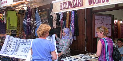 Tarlada tarım işçiliğinden Turizmde patronluğa